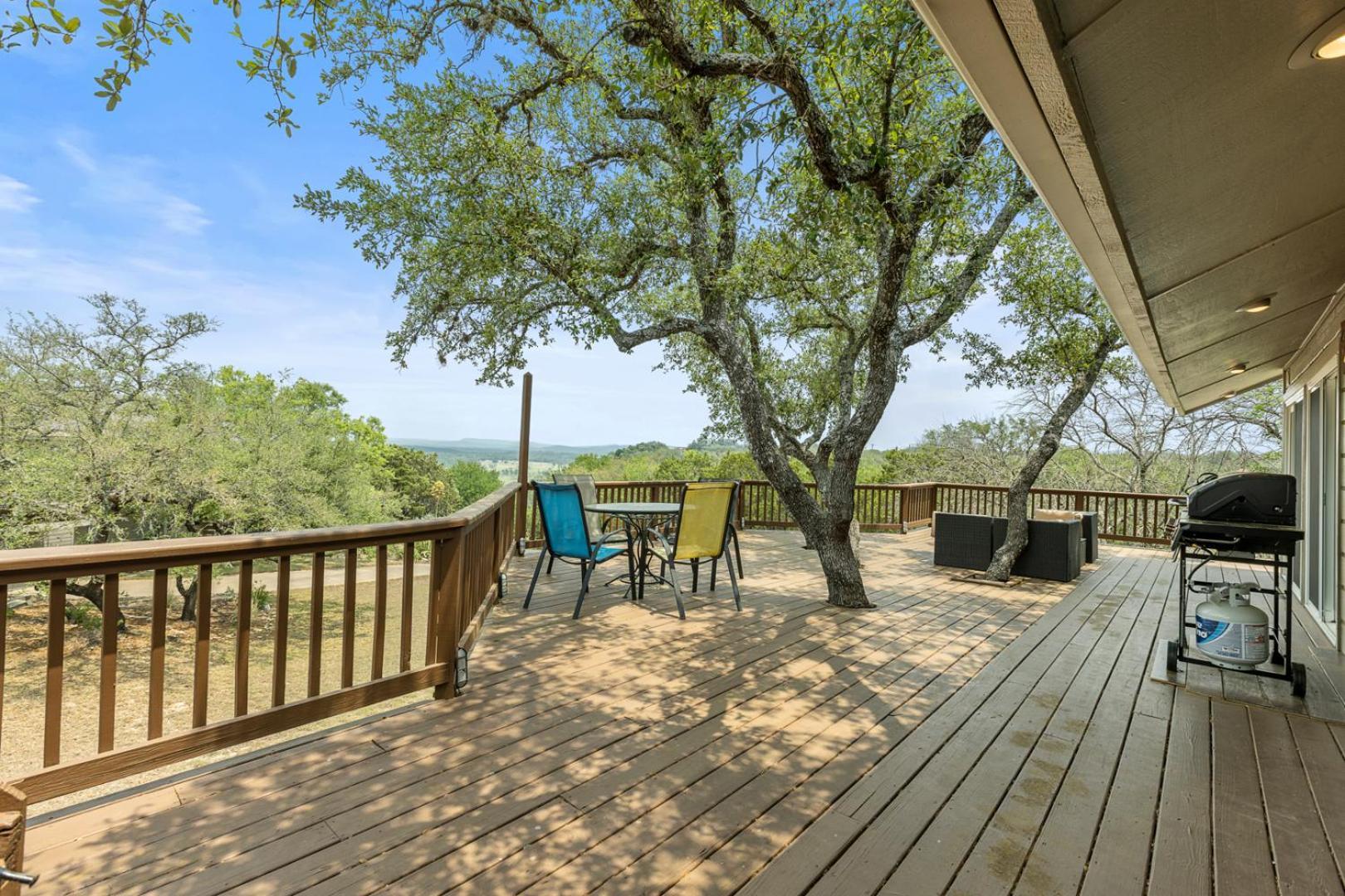 Wine Country Retreat - With A Lake View! Spicewood Exterior photo