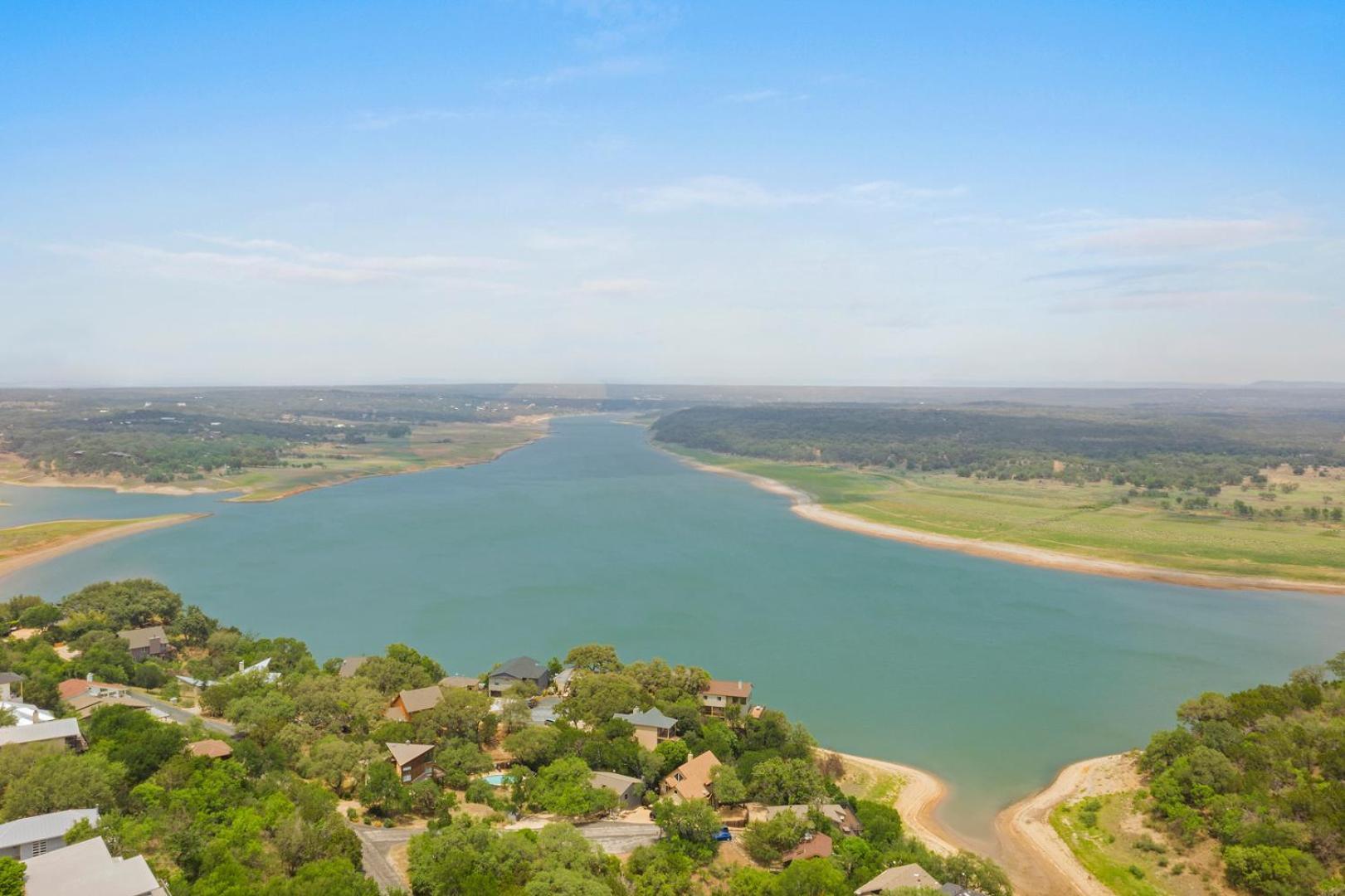 Wine Country Retreat - With A Lake View! Spicewood Exterior photo