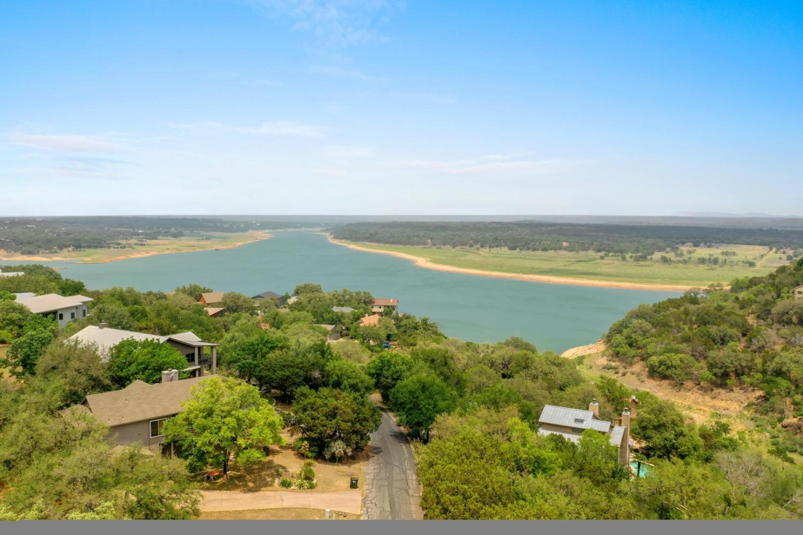 Wine Country Retreat - With A Lake View! Spicewood Exterior photo