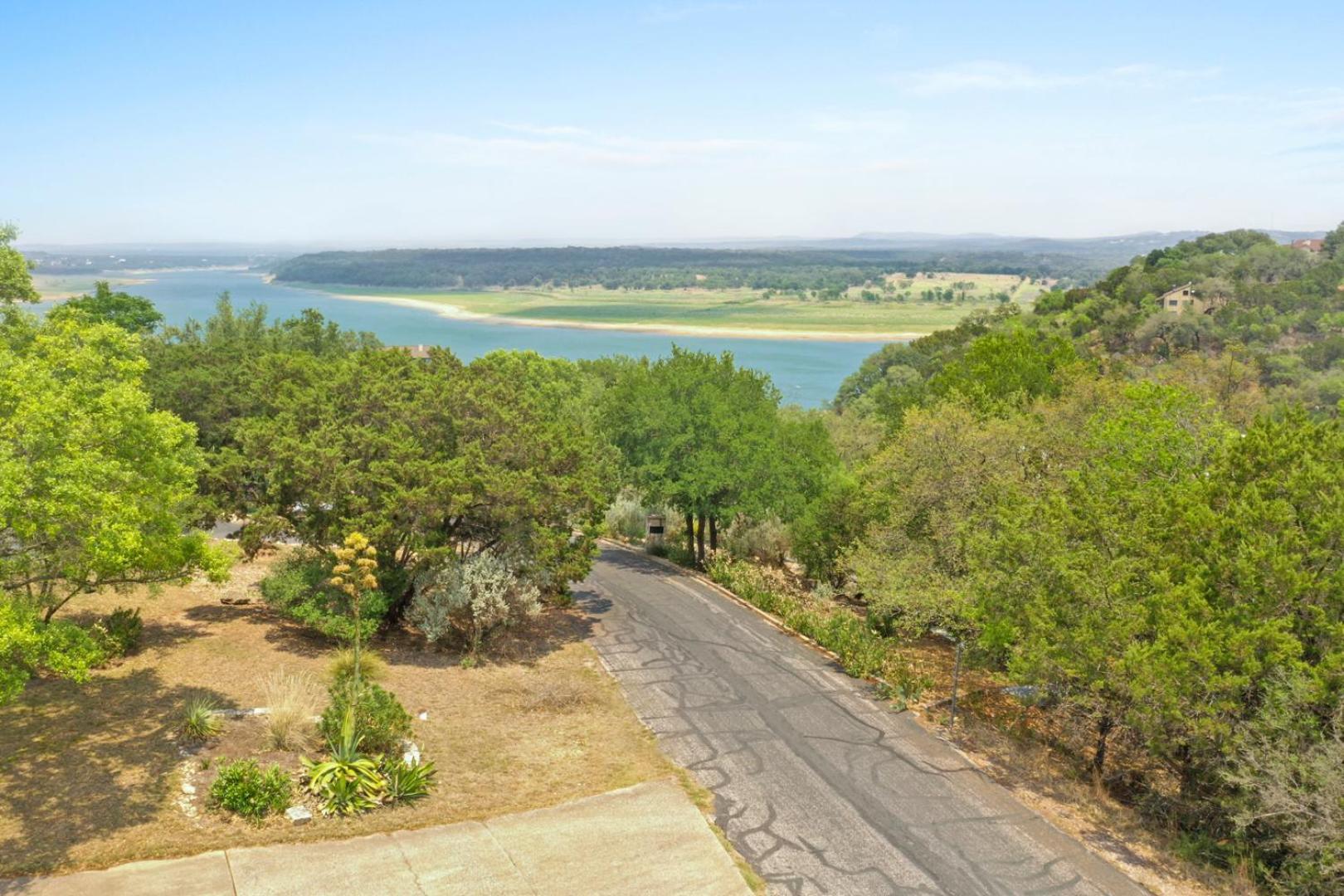 Wine Country Retreat - With A Lake View! Spicewood Exterior photo
